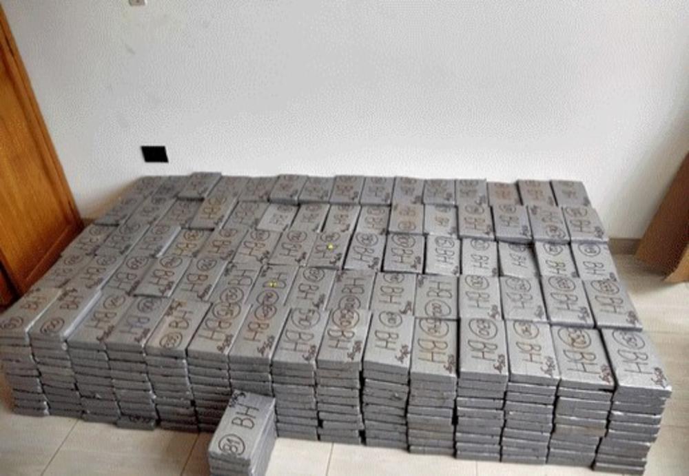 Tone kokaina pronađene u Peruu - Avaz