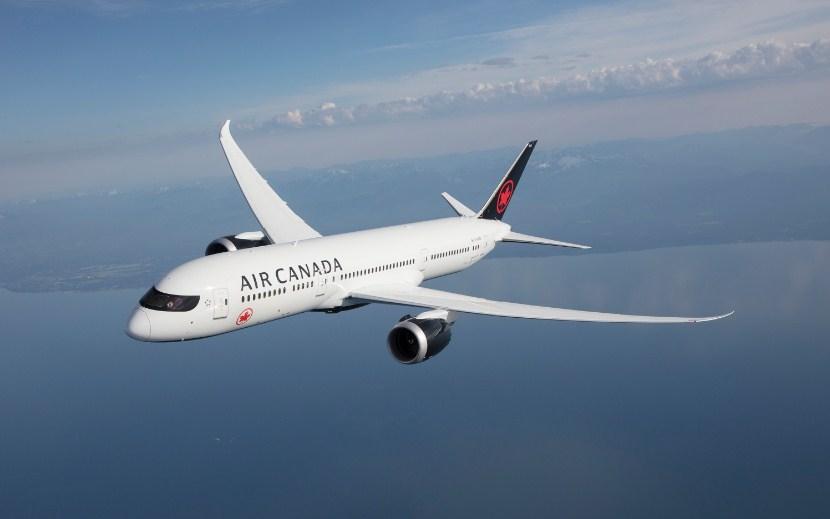 Avion "Air Canada" prinudno sletio - Avaz