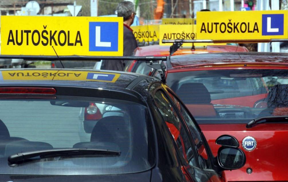 Srednja Bosna na nogama: Ima li vozača u automobilu!?