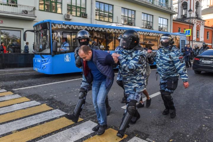 Veliki protesti opozicije u Moskvi - Avaz