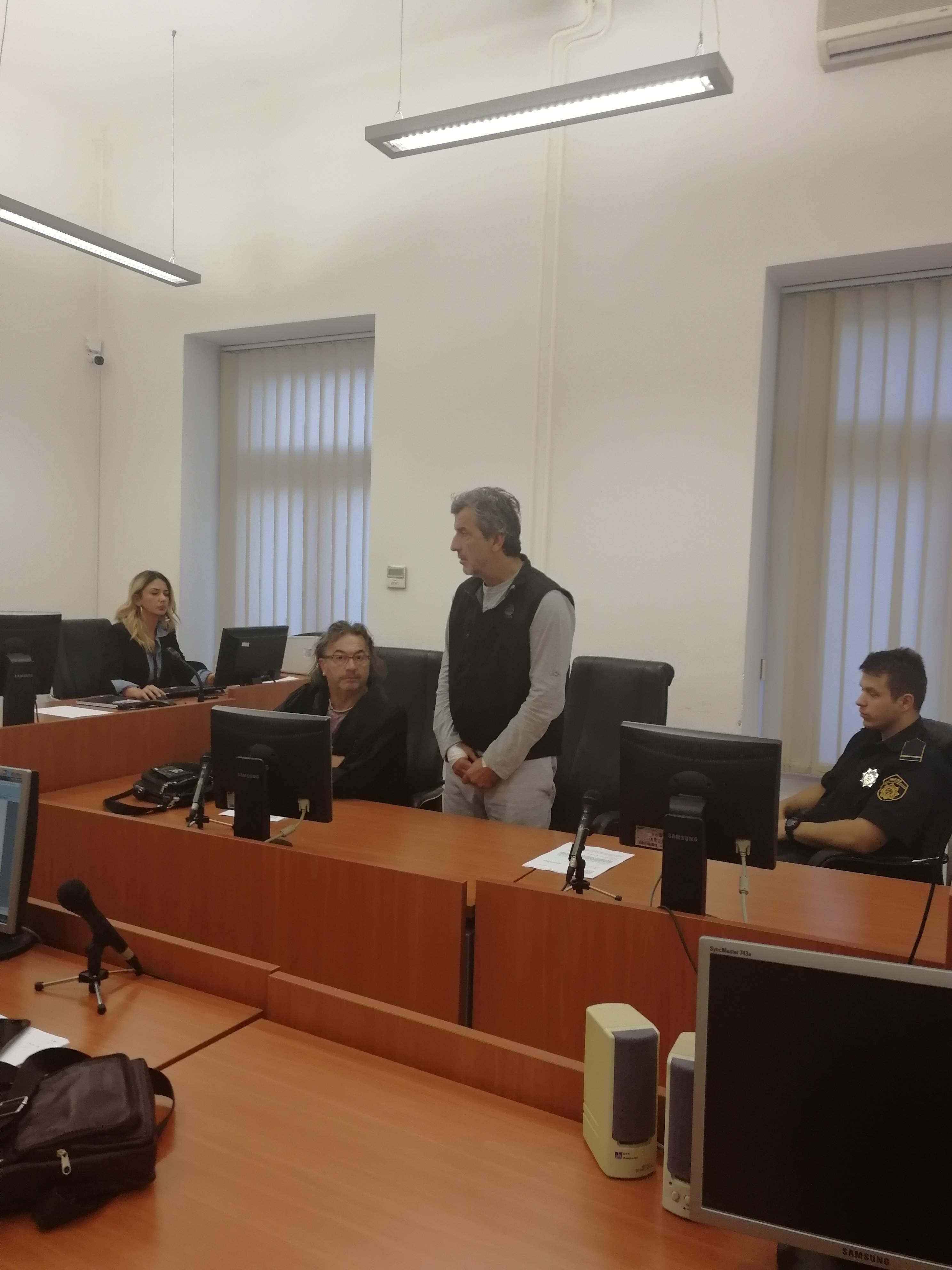 Kako osumnjičeni za ubistvo Irme Forić živi u zatvoru: Ubica Senad Basarić piše ljubavni roman