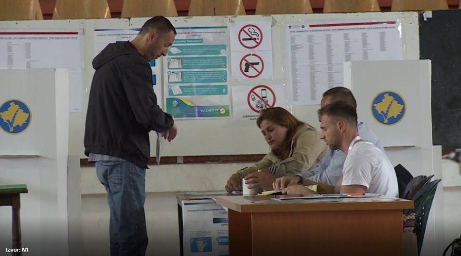 Kosovo: Izašao drugi presjek glasova, u Štrpcu najveća izlaznost
