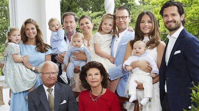 Švedski kralj ukinuo kraljevski status za petero unučadi