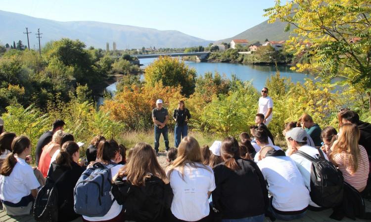 Učenici posjetili mjesta stradanja civilnih žrtava rata