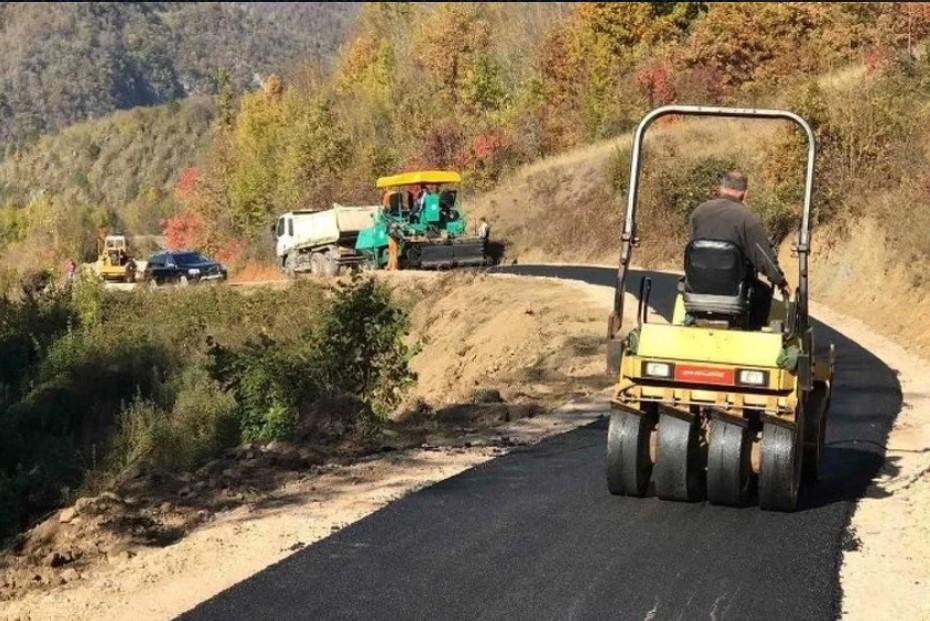 Povratnici u višegradskom selu Kaoštice dobit će asfaltirani put