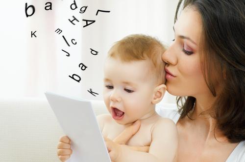 Gestikulacije bebe otkrijte hoće li biti  problema s govorom - Avaz