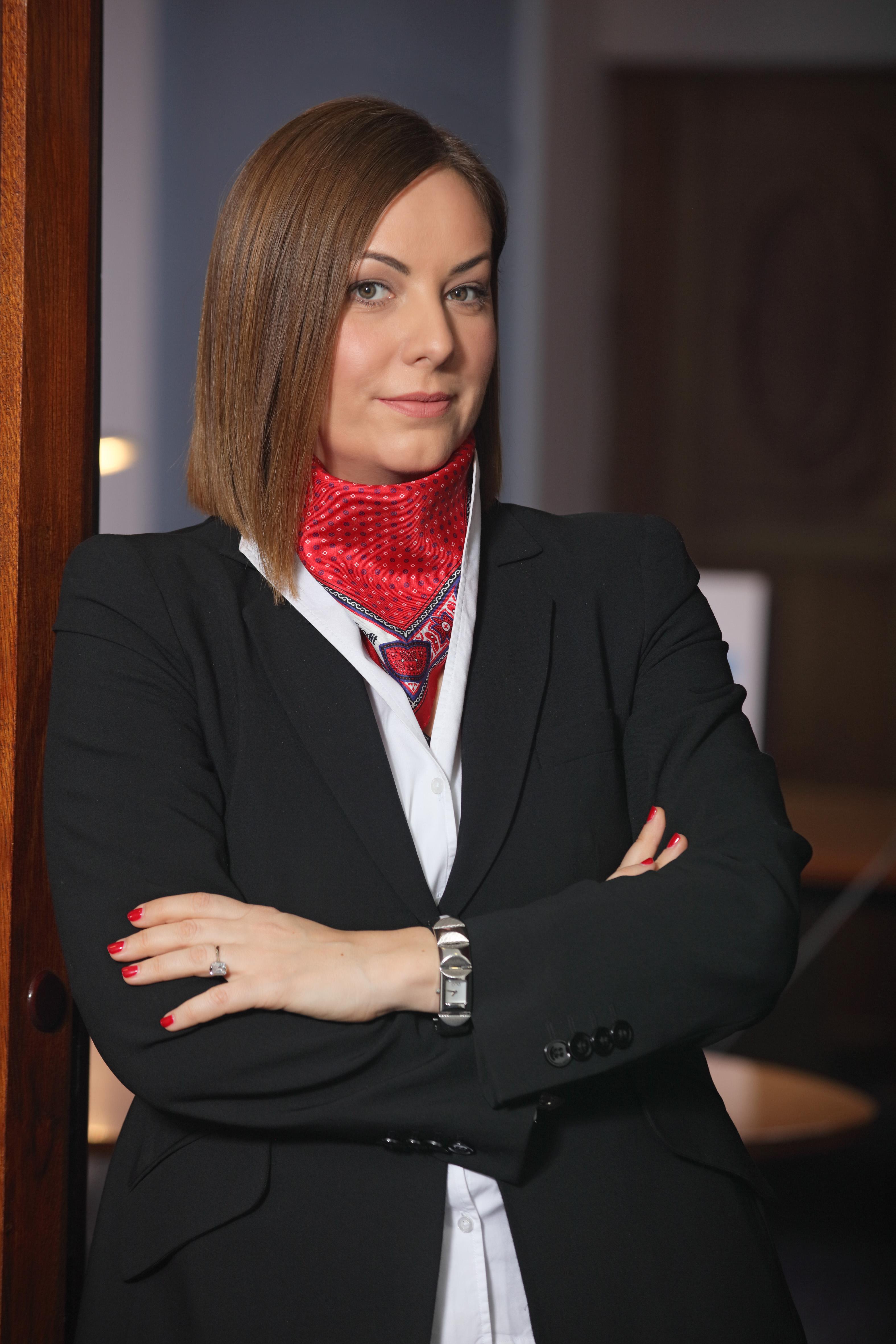 Amina Mahmutović je imenovana na mjesto predsjednika Uprave UniCredit Bank d.d. s početkom od 1. 1. 2020.