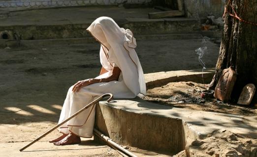U Indiji zabranjen običaj spaljivanja udovica prilikom spaljivanja njihovih muževa na posmrtnoj ceremoniji