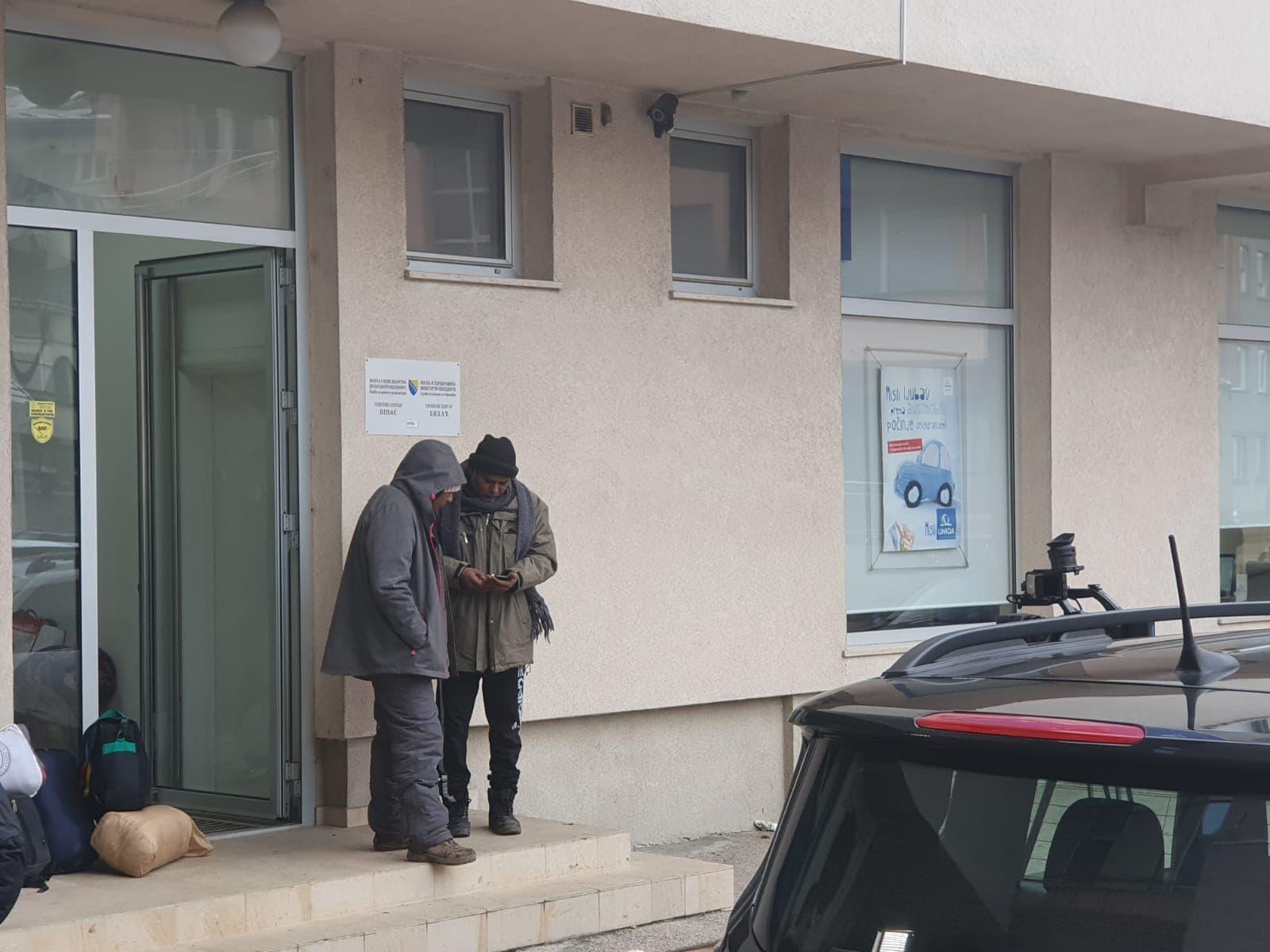 Nigerijski studenti koji tvrde da ih je hrvatska policija deportirala u BiH stigli u ured Službe za poslove sa strancima