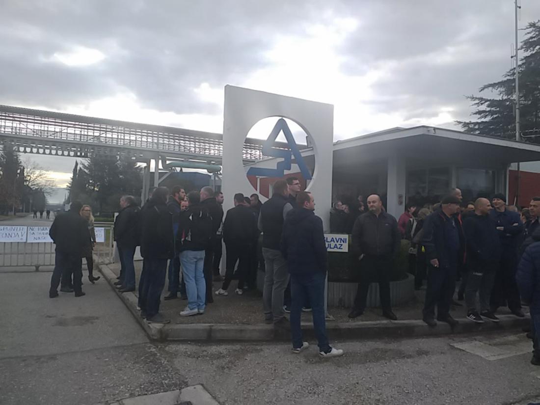 Protesti ispred "Aluminija" u Mostaru - Avaz