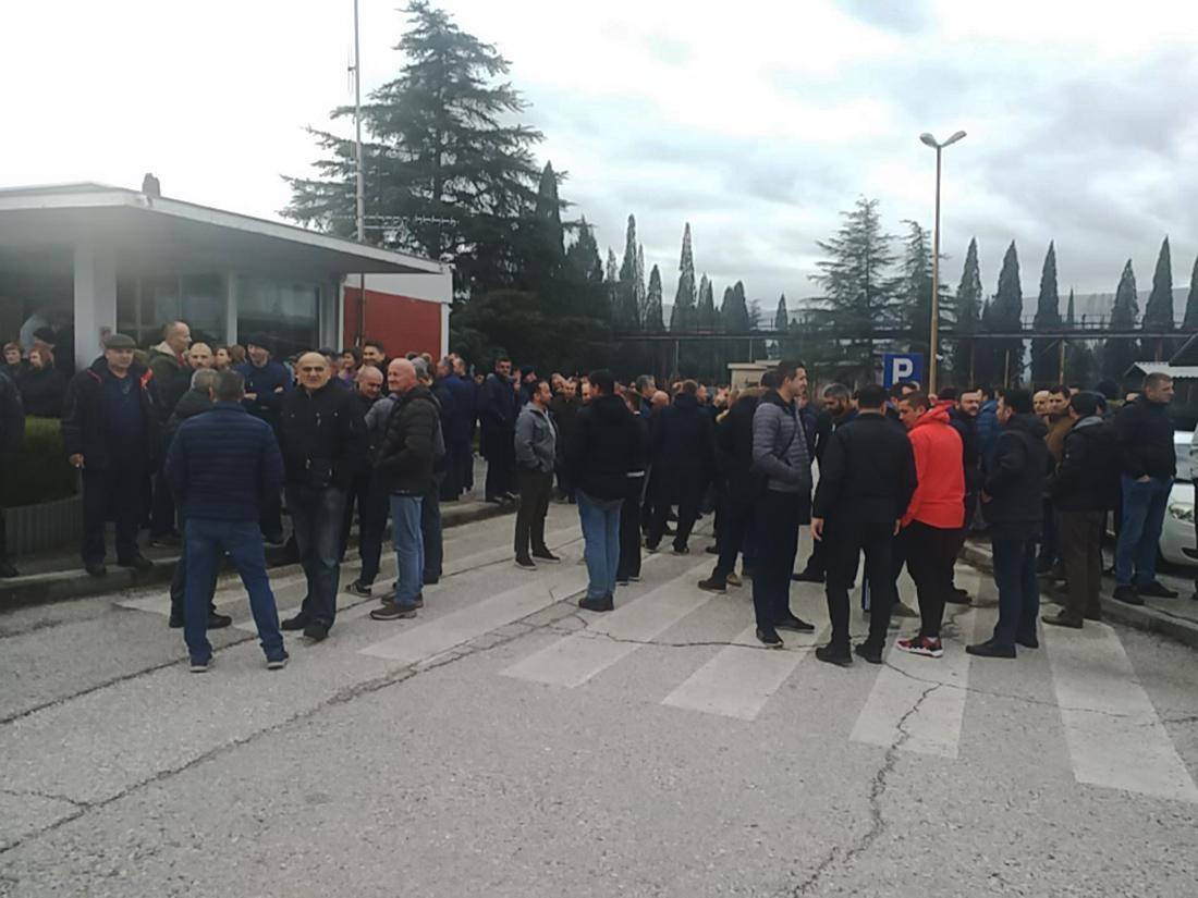 Protesti ispred "Aluminija" u Mostaru - Avaz