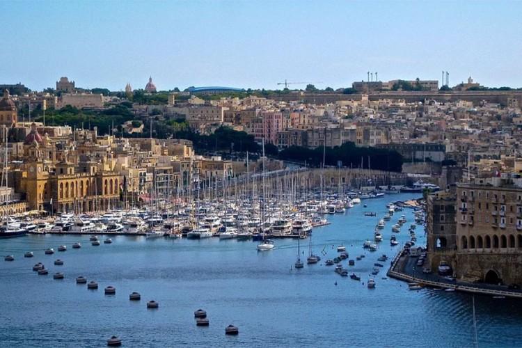 Malta: Djeca će biti zadržana - Avaz