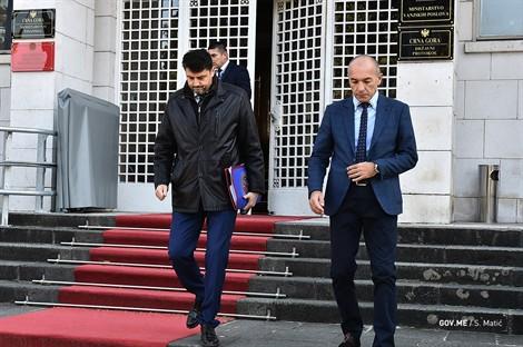 Prema instrukcijama Srbije, ambasador Božović odbio primiti protestnu notu Crne Gore
