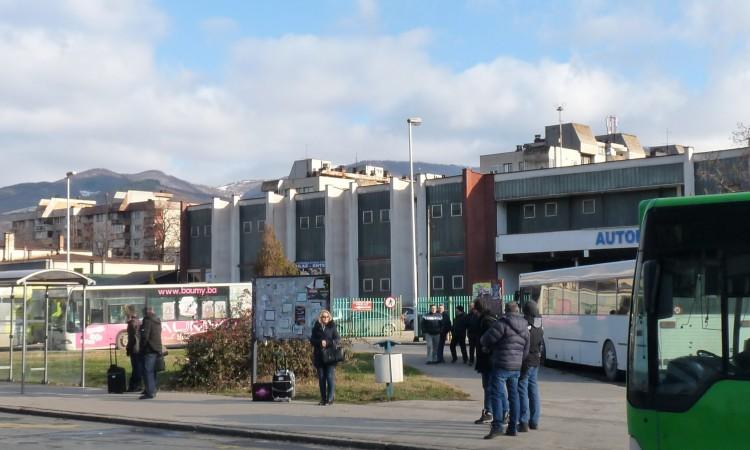 Deblokirani dolazni peroni, radnici "Zenicatransa" sutra započinju štrajk glađu