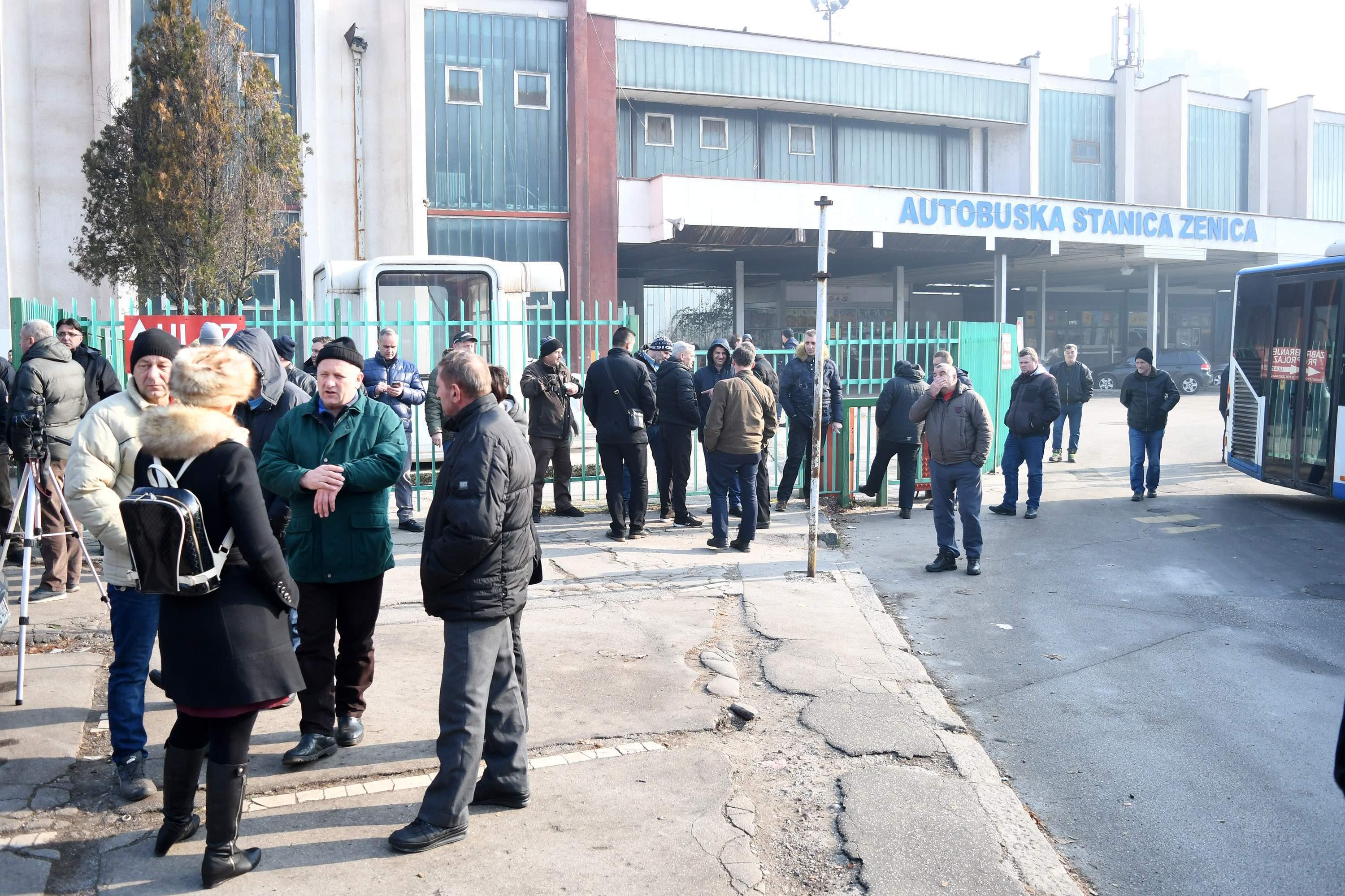 Radnici "Zenicatransa" prekinuli štrajk glađu
