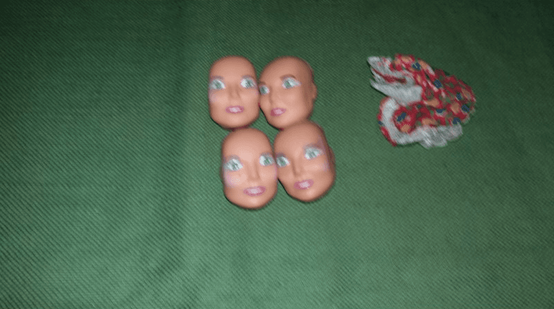 Glava Brenine lutke na aukciji