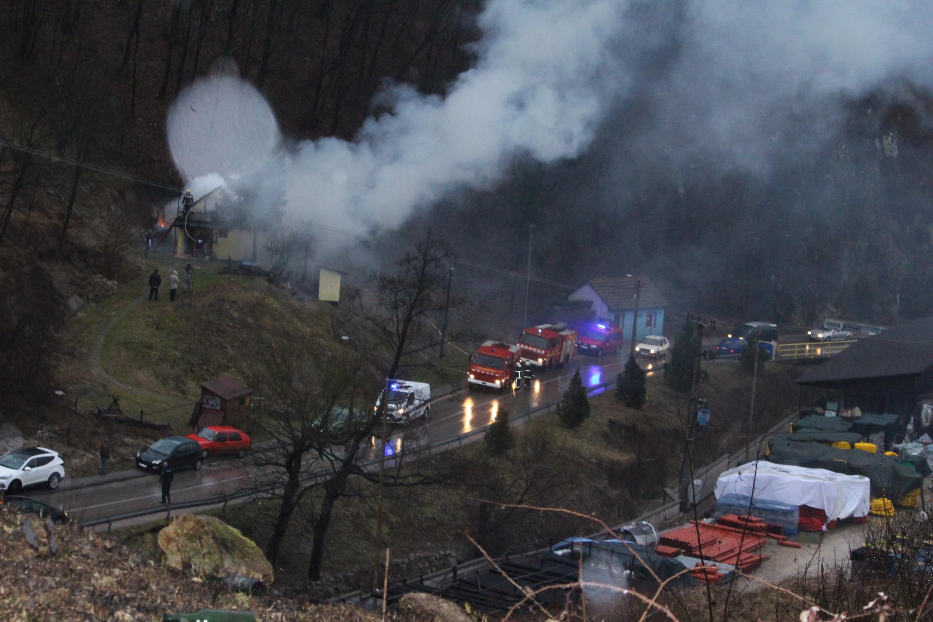 Tuga: Izgorjela kuća borca Armije RBiH Mustafe Pašalića Paše