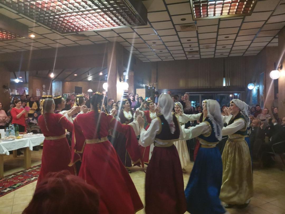 "Večer bosanske tradicije" u Žepču: Izabrane najbolje bosanske halve i hurmašice