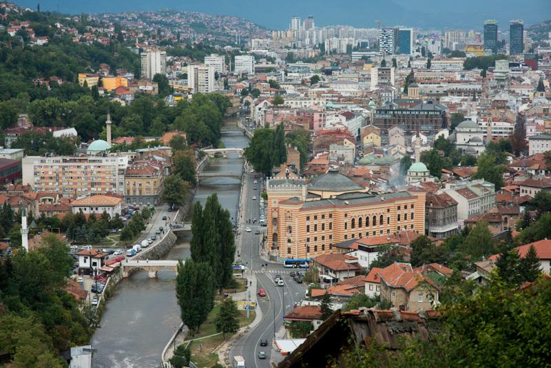 Sarajevo će biti, sve drugo će proći: Grad heroja obilježava dane najduže opsade