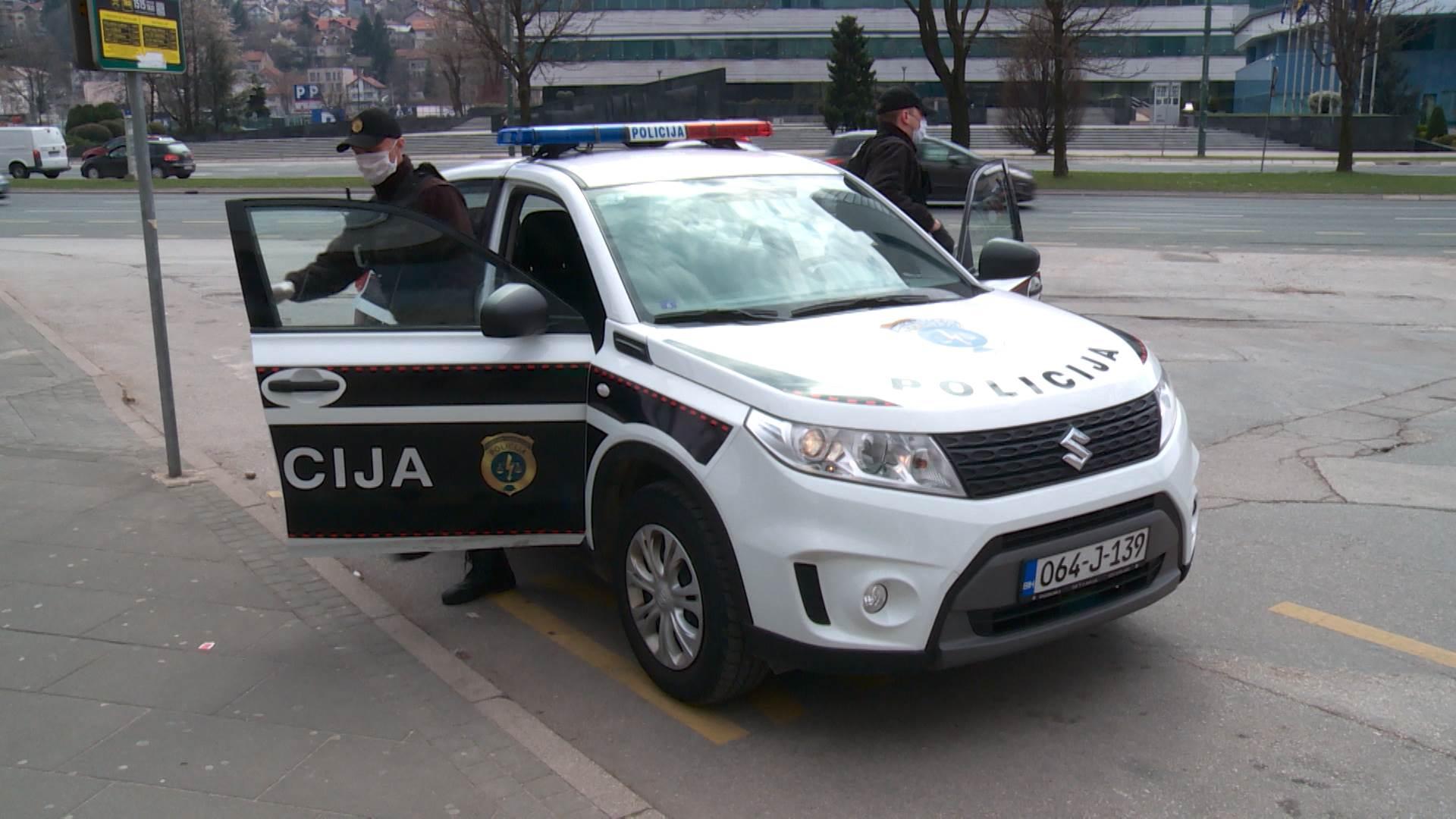 Policajci u KS Izdali 25 prekršajnih naloga - Avaz