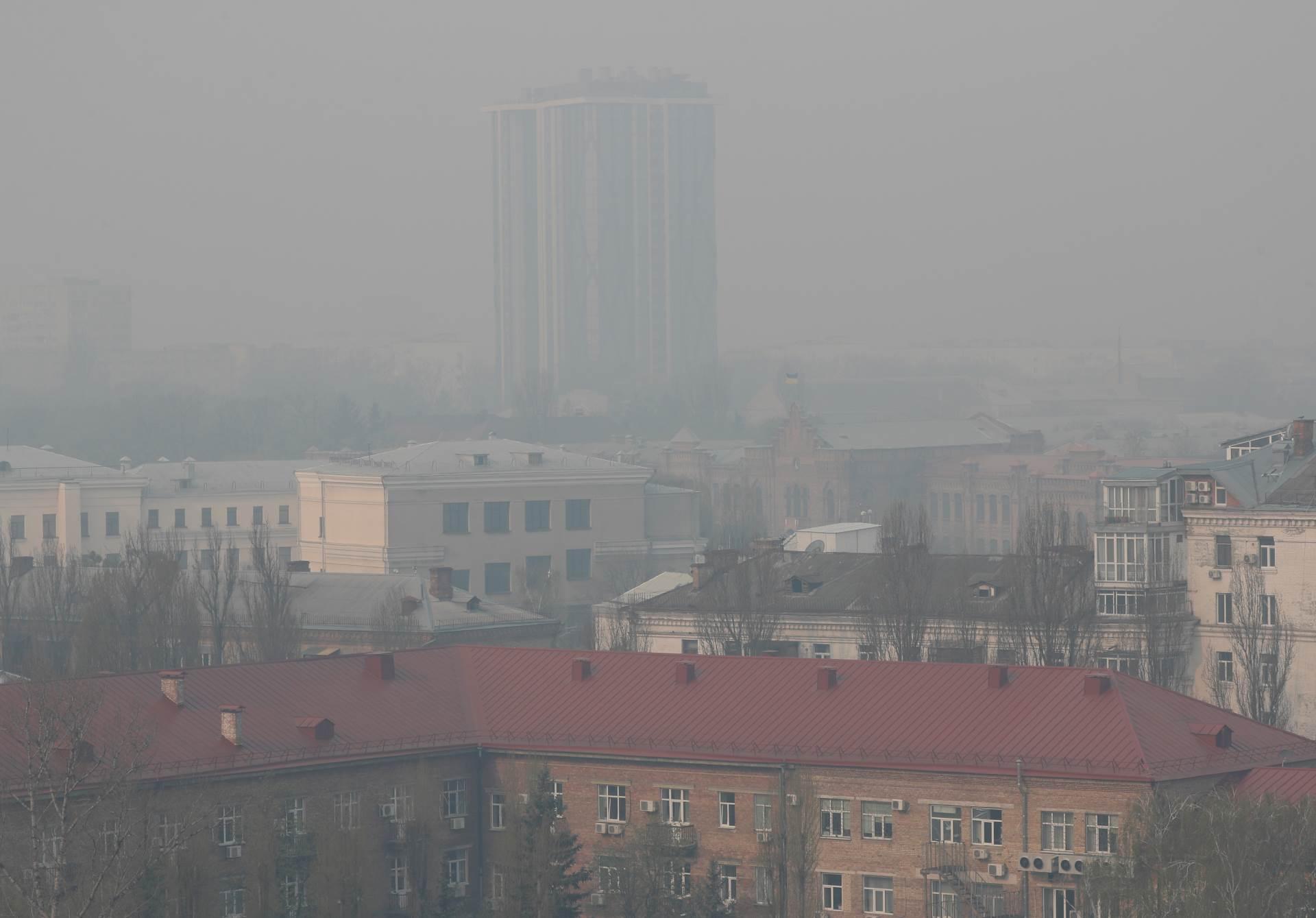 Dim od šumskih požara kod Černobila prekrio Kijev