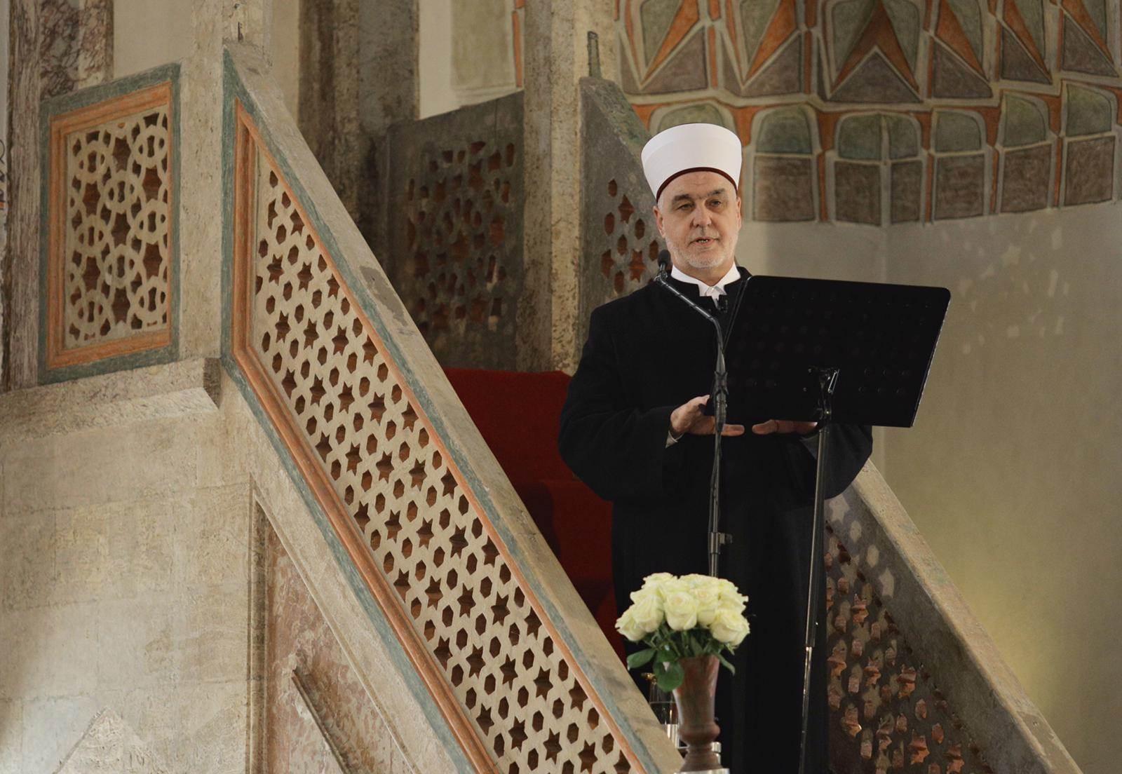 Reis Kavazović predvodi džuma-namaz u Gazi Husrev-begovoj džamiji