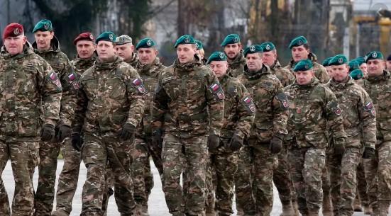 Na granici Slovenije s Italijom u ophodnje uključeni i vojnici