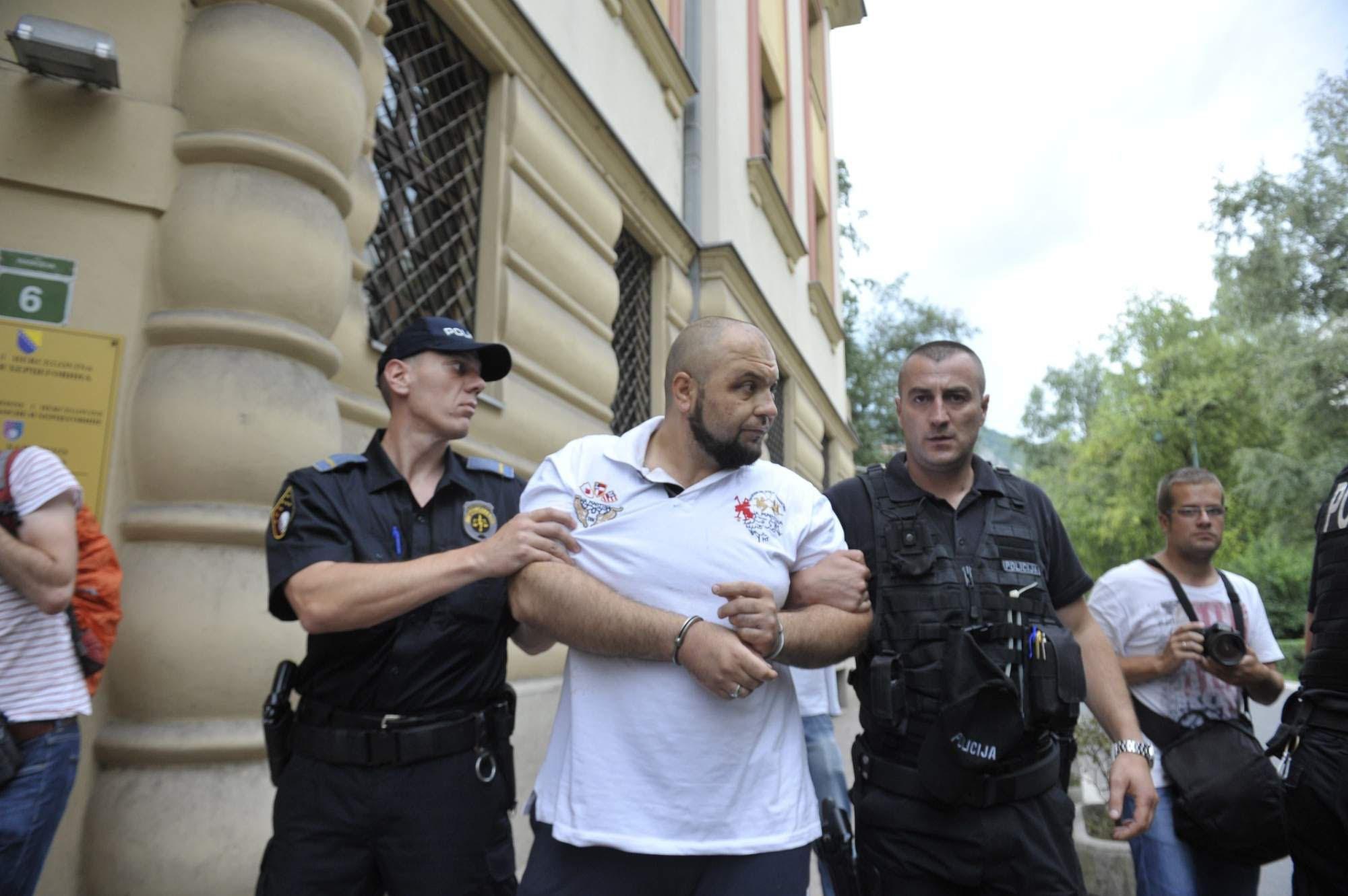 Policija traga za Damirom Delićem, pištoljem prijetio zatvorskom čuvaru