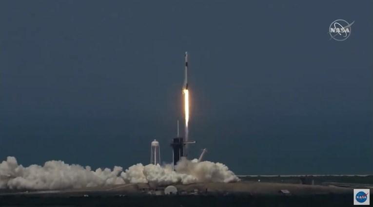 "SpaceX" je prvi put poslao astronaute u svemir
