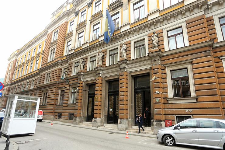 Sud u Sarajevu nije odobrio slušne aparate za četvero optuženika koji skupa imaju 327 godina!