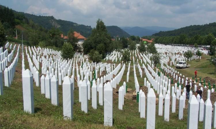 Porodice osam žrtava genocida dale saglasnost za ukop 11. jula u Potočarima