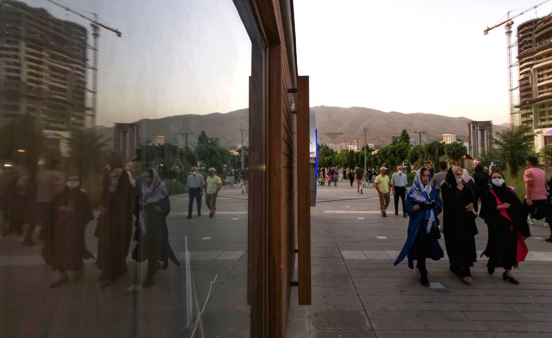 Sa ulica iranske prijestonice Teherana - Avaz