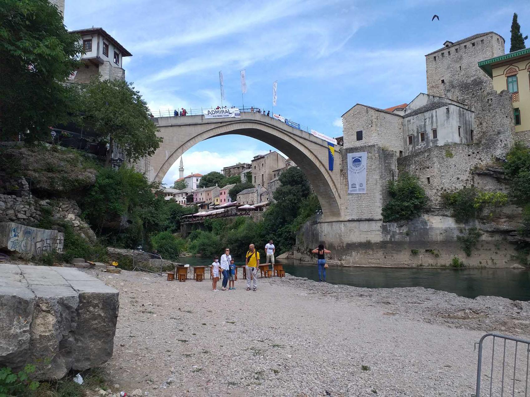 Stari most danas: Samo 100 gledalaca - Avaz