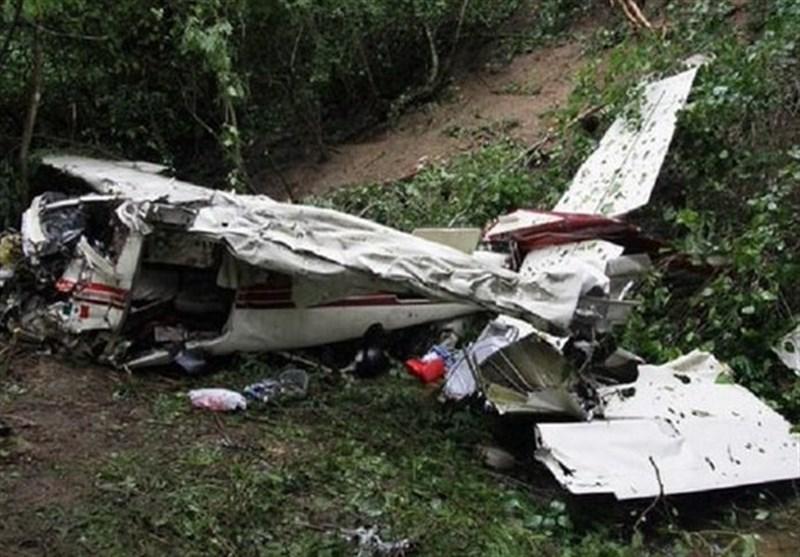 U zraku se sudarila dva aviona, poginulo sedam ljudi