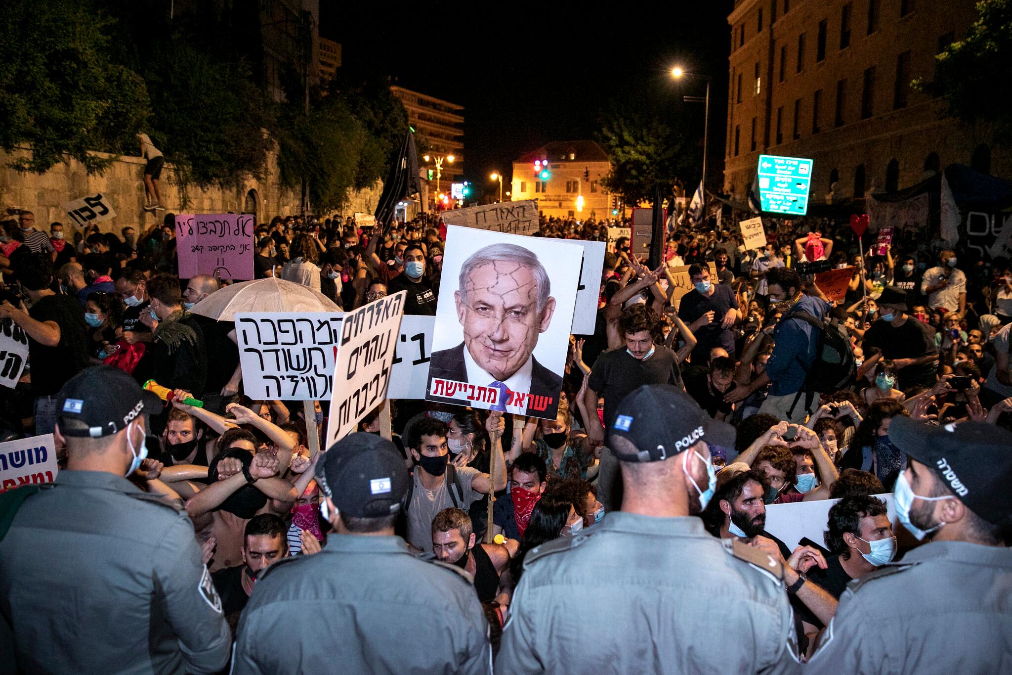 Hiljade Izraelaca protestovalo protiv Netanjahua, on ih nazvao inkubatorima virusa