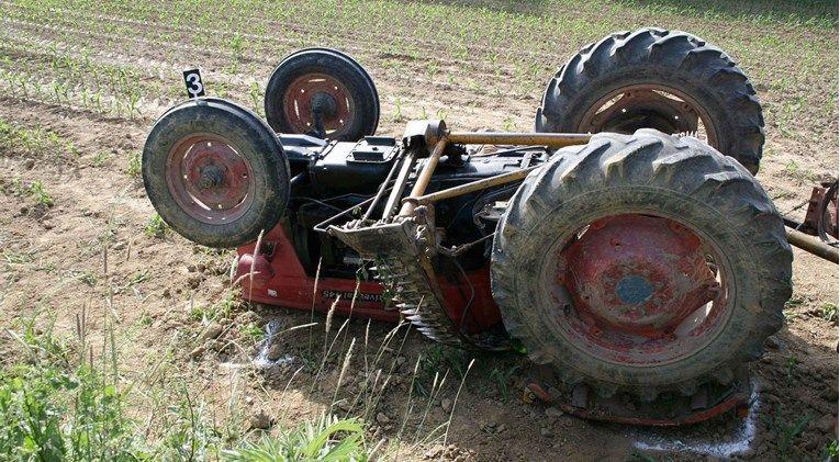 Pijani Slavonac pokušao pokrenuti traktor, ali ishod je bio koban