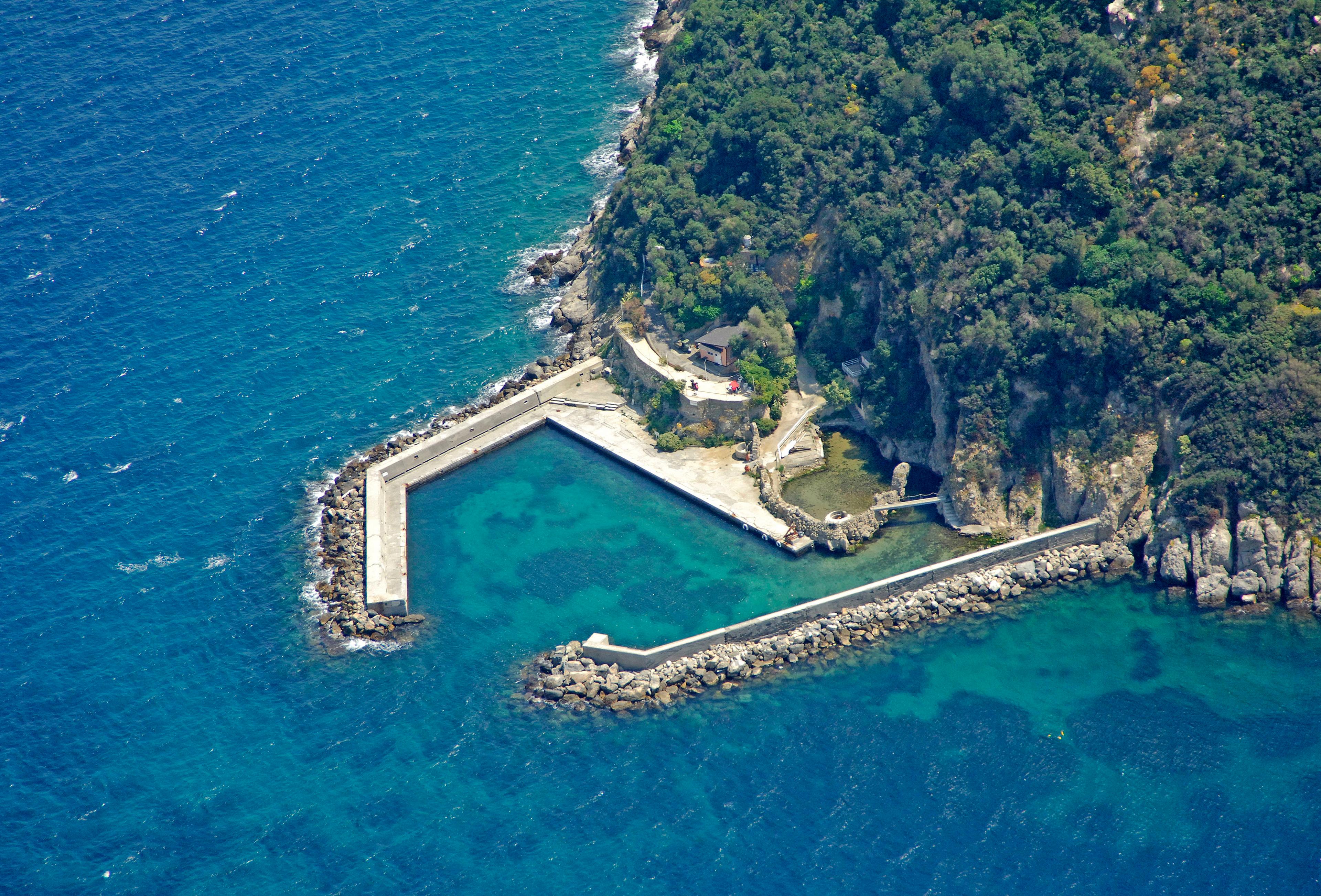 Italijansko ostrvo prodato za 10 miliona eura