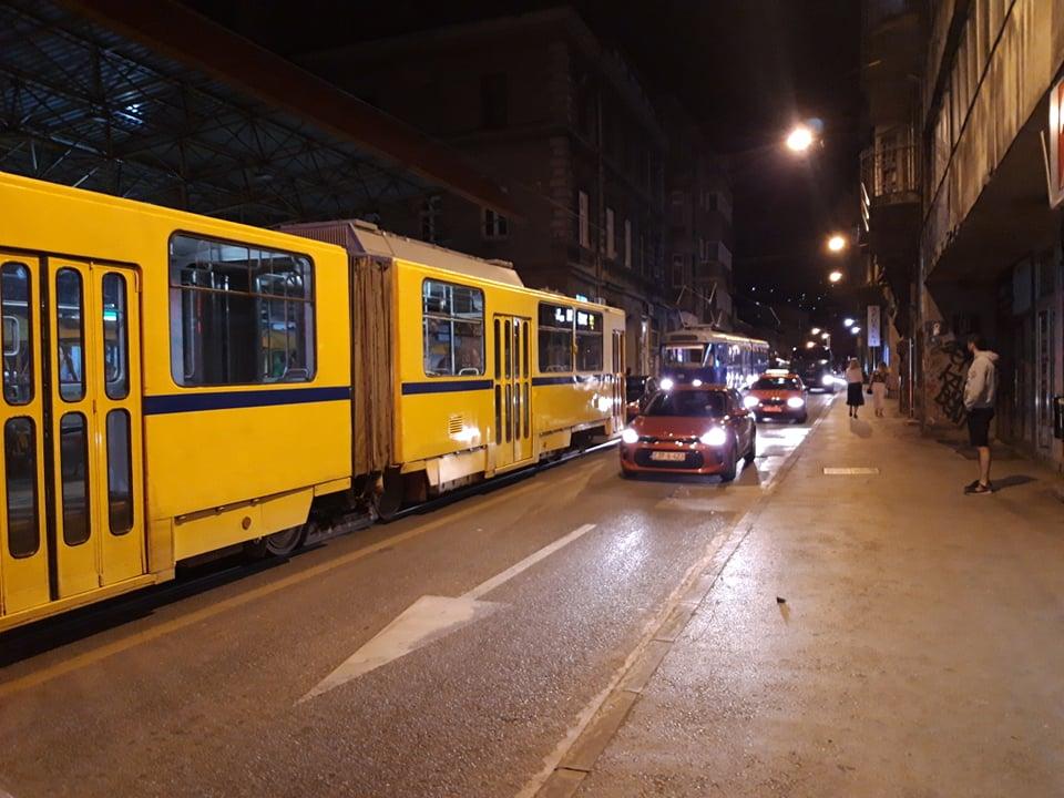 Tramvajski saobraćaj bio u prekidu - Avaz