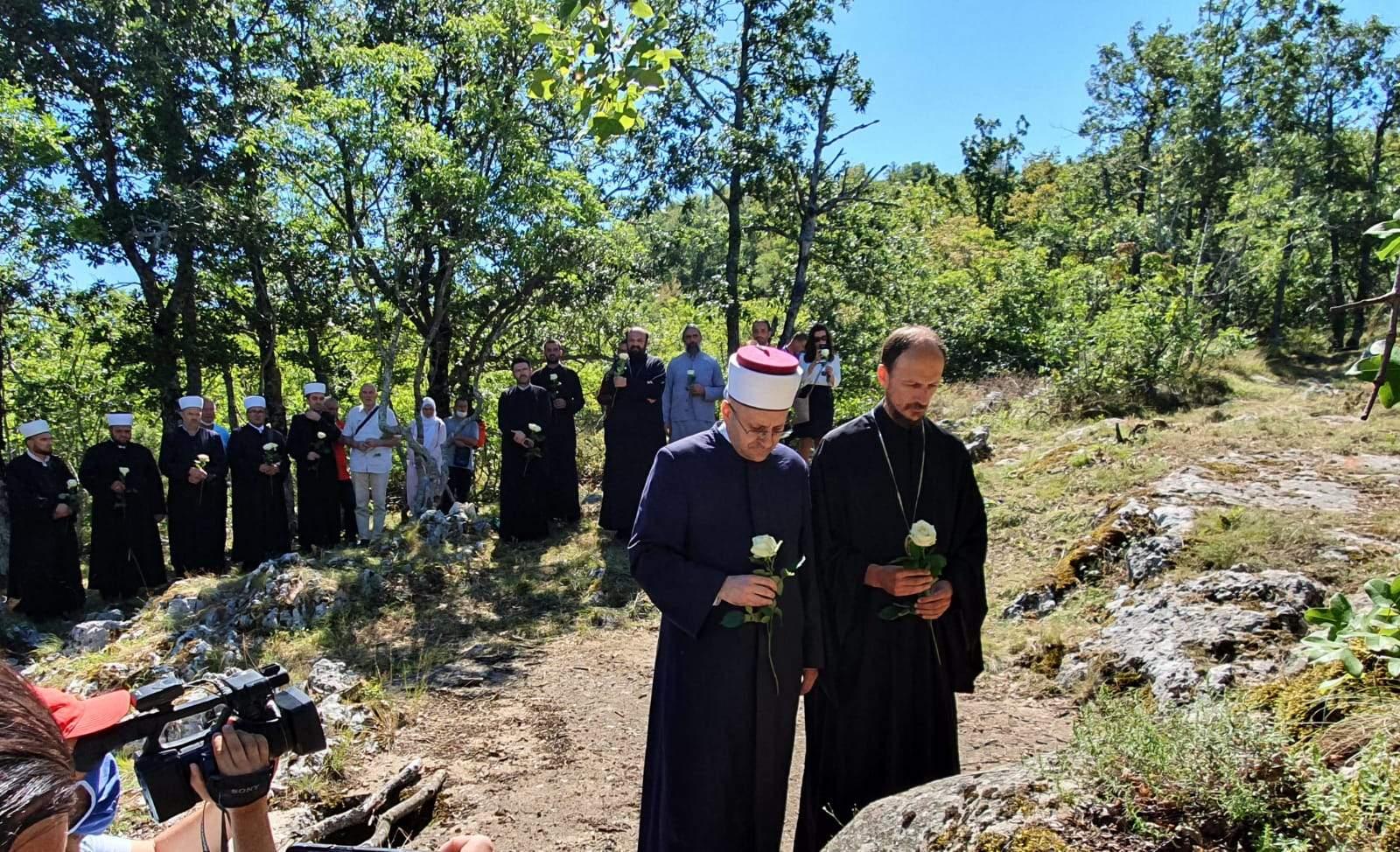 Muftija Dedović i episkop Dimitrije zajedno se poklonili žrtvama iz 1941. godine: Dosta je bilo zla