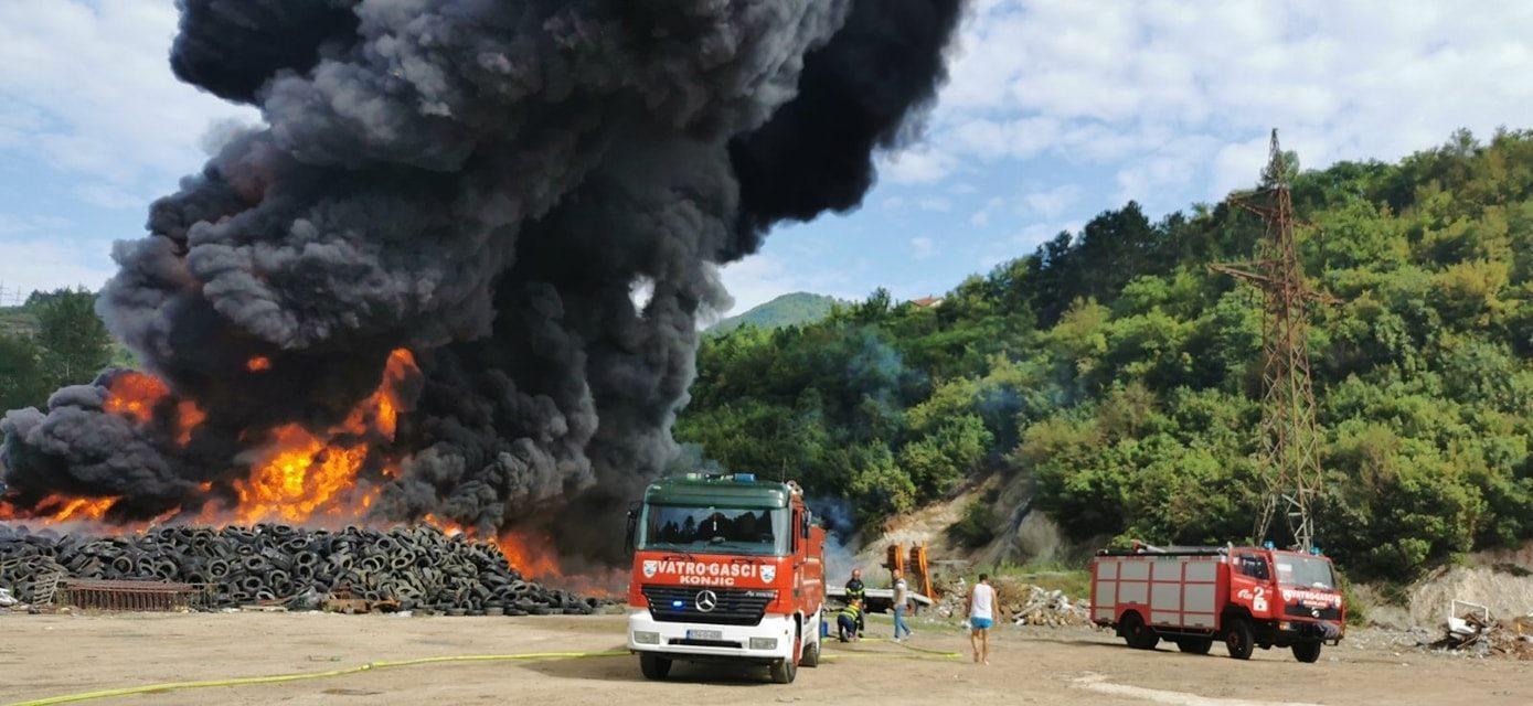 Pogledajte fotografiju vatrogasca nakon bespoštedne borbe s vatrom u Konjicu