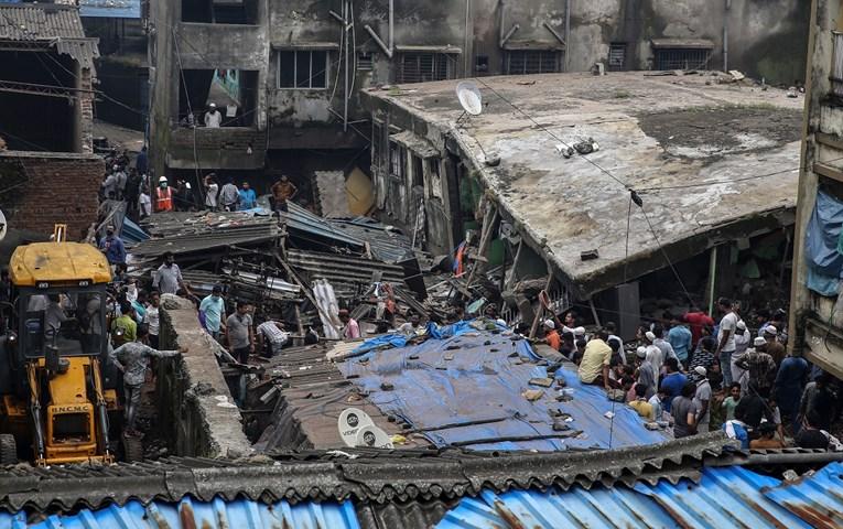 U Indiji 39 poginulih u urušavanju zgrade, među njima osmoro djece