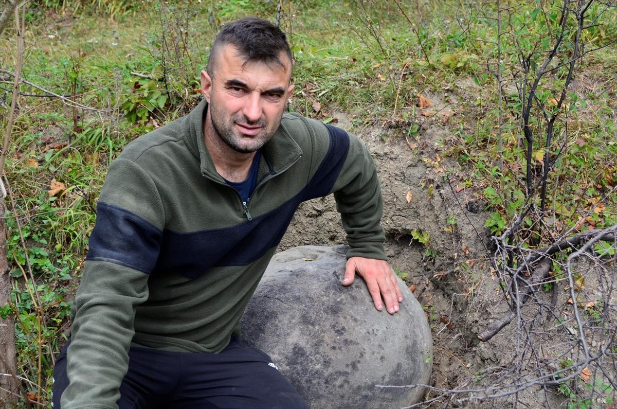 U selu Luka pronađena velika kamena kugla slična onim u Zavidovićima