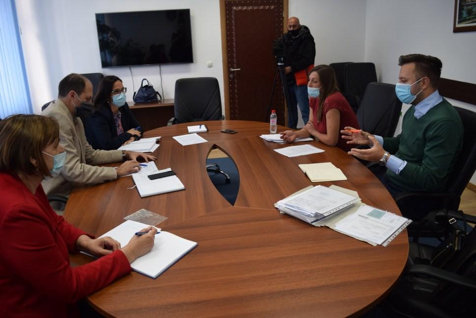 Predstavnici Agencije "Poslovnost" susreli se sa premijerom Nenadićem