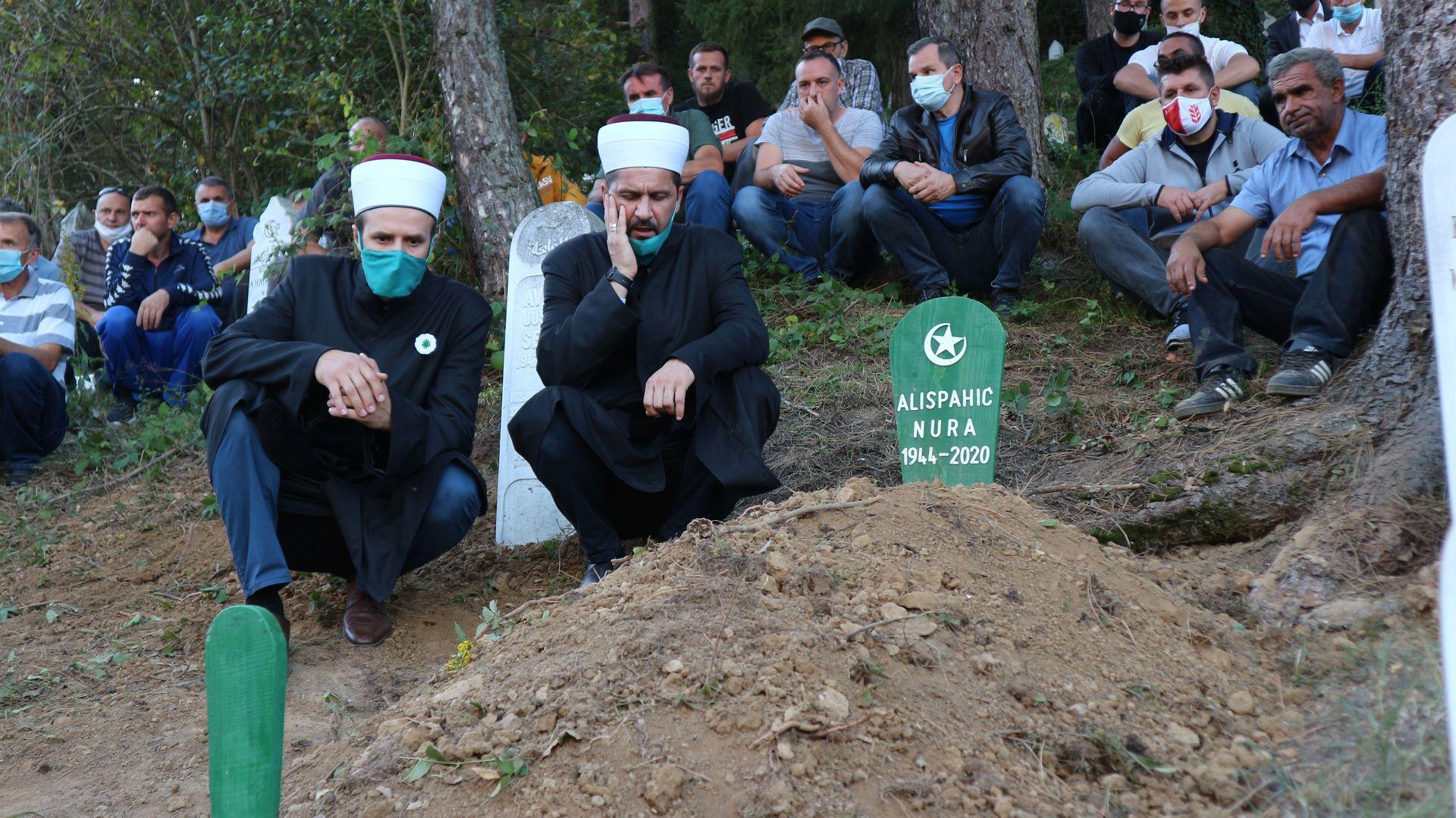 U Srebrenici klanjana dženaza Nuri Alispahić, umrla je od tuge za sinovima Azmirom i Admirom