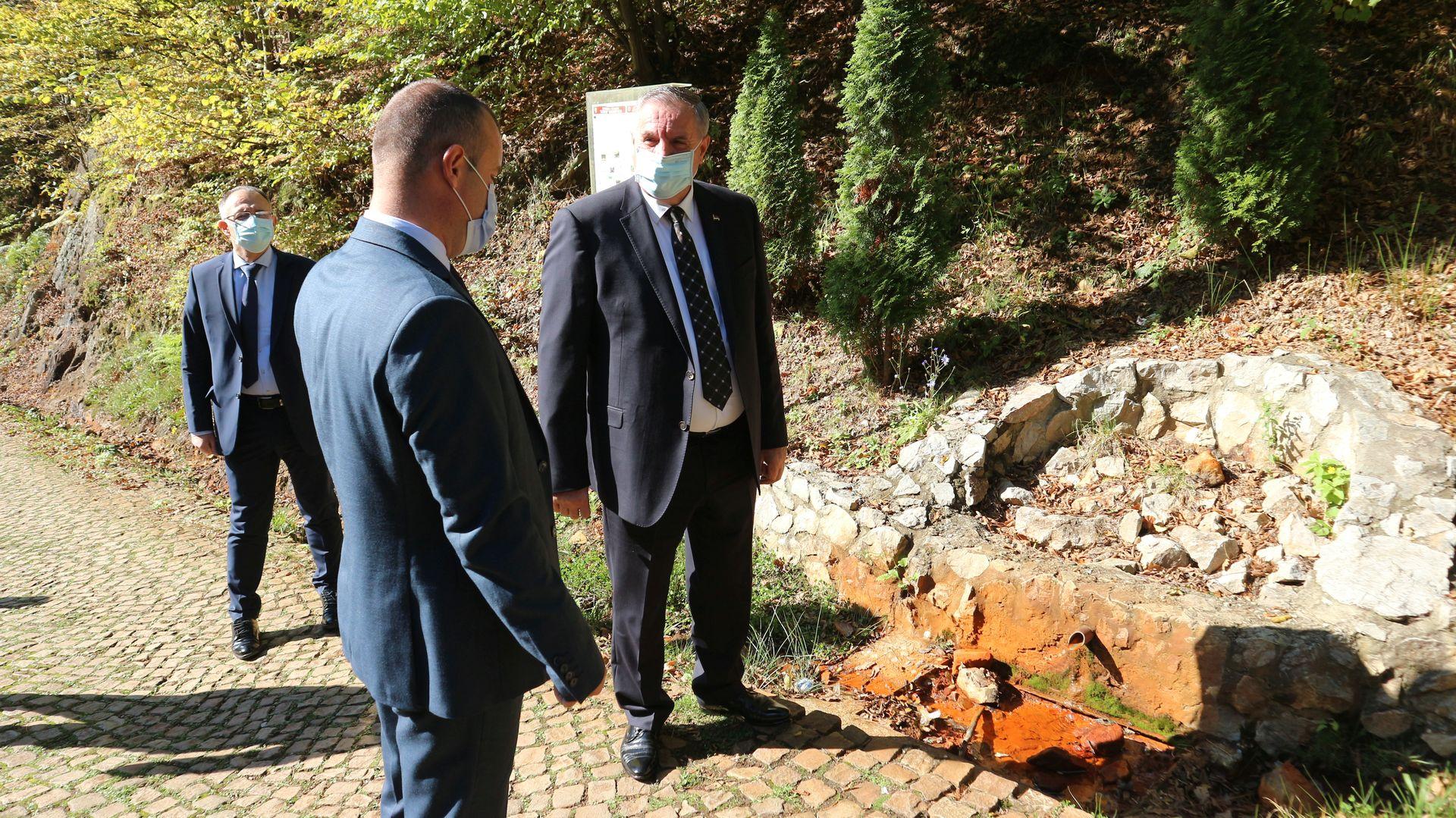 Dodik u Srebrenici, banja Guber za godinu i po u punoj funkciji