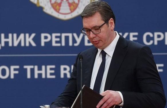 Vučić ide u Podgoricu na sahranu Amfilohija