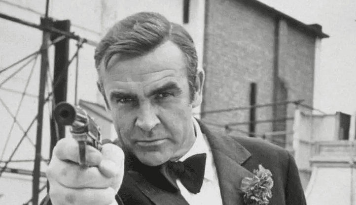 Konerijev pištolj iz prvog "Džejms Bonda" prodan za 256.000 dolara