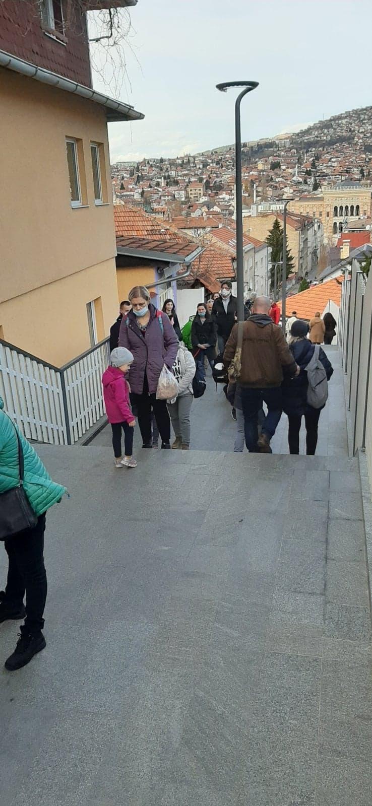 Sarajevska izletišta prepuna građana