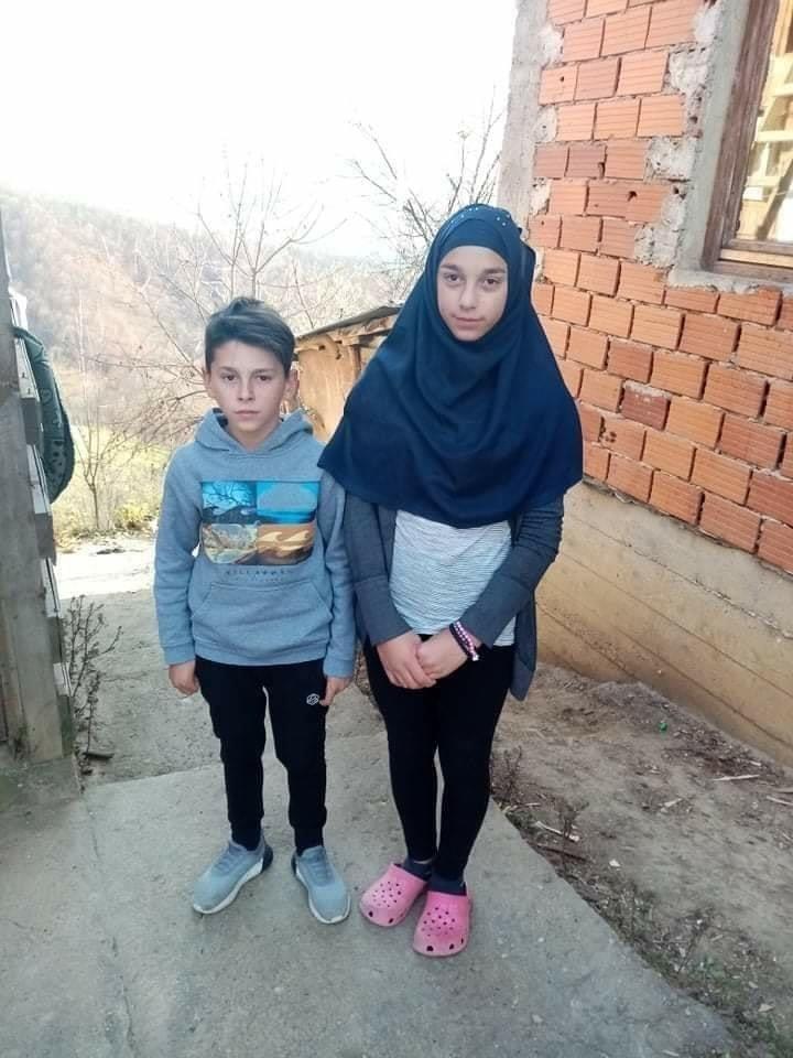 Dvanaestogodišnji dječak Amar i četnaestogodišnja djevojčica Ajna - Avaz
