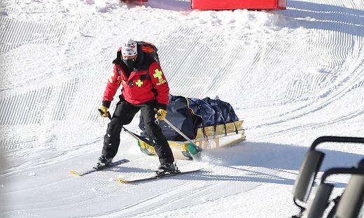 Težak pad austrijske skijašice obilježio prvi spust sezone u Val d'Izeru